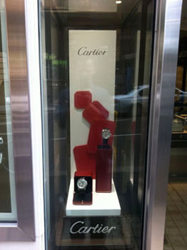 Cartier
Objet Bart has provided Cartier Sydney display 
material since 2009. Including regular window 
display changes and custom build display modules
such as shown here